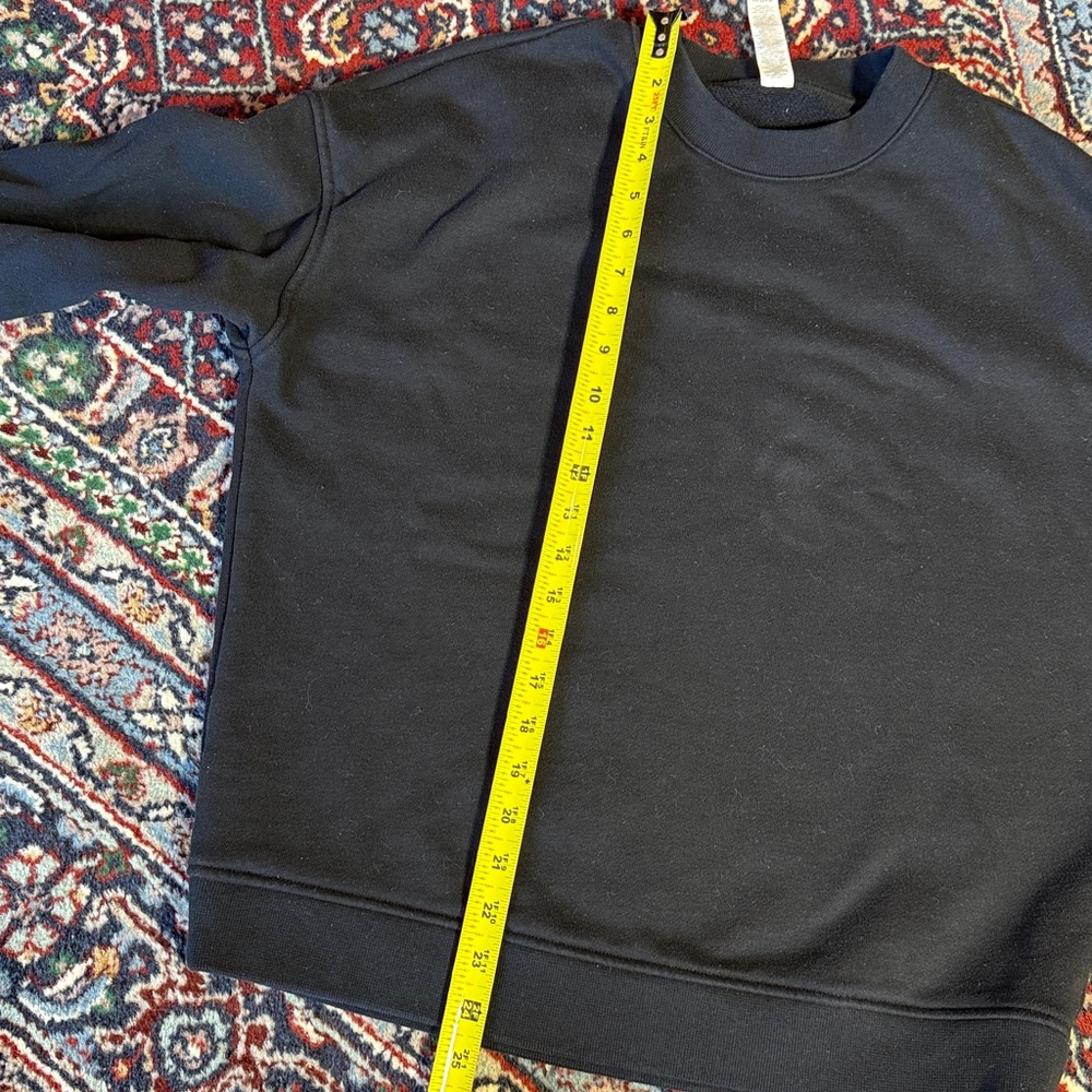 ALO Yoga Crew Neck Pullover - Size Small - Picture 6 of 6